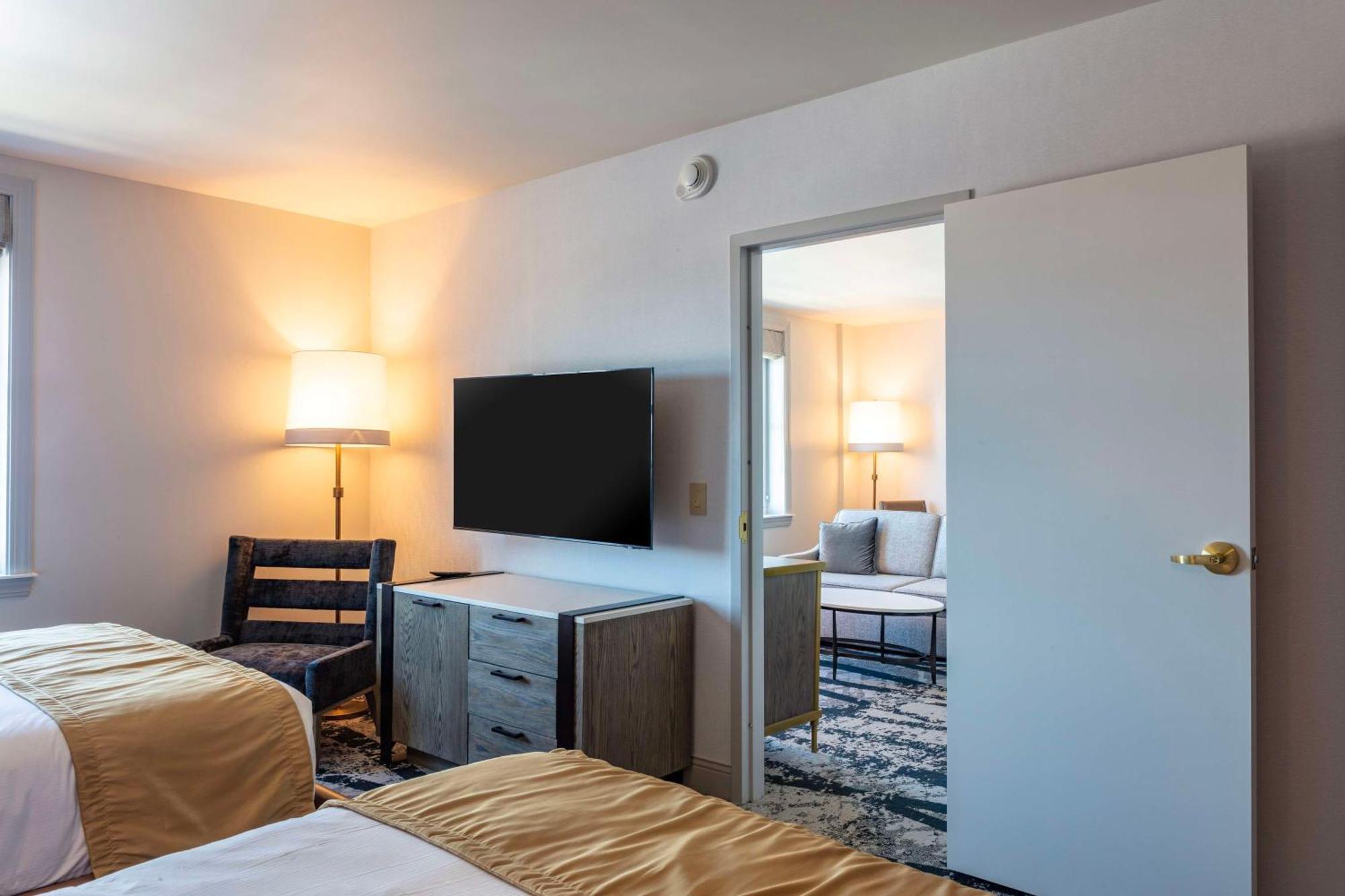 The Yorktowne Hotel, Tapestry Collection By Hilton Exteriér fotografie